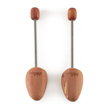 Load image into Gallery viewer, In Shoes We Trust - Cedar Shoe Trees for Women - Pointed Toe